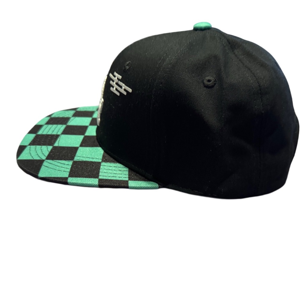 Demon Slayer Dodgers cap - Picture 4 of 6